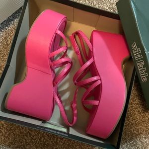 Pink wedges
